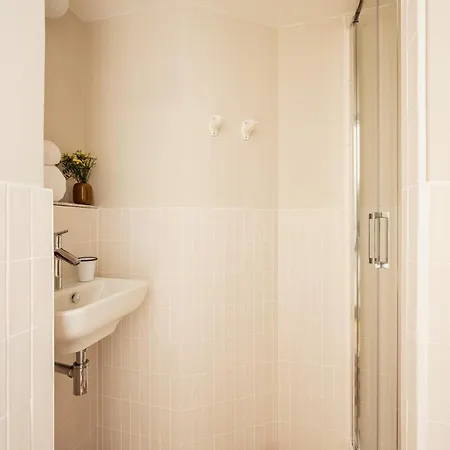 De La Gaite 3* Paris