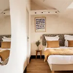 Maison Gaite 3*