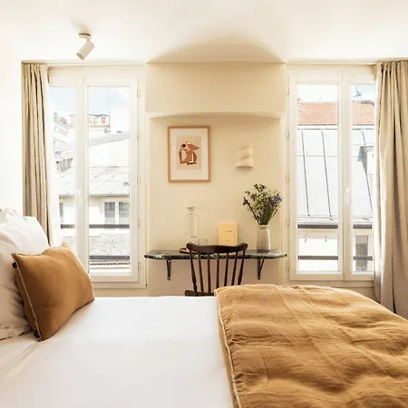 Hotel De La Gaîté