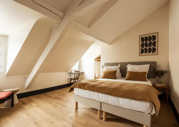 De La Gaîté Hotel 3*